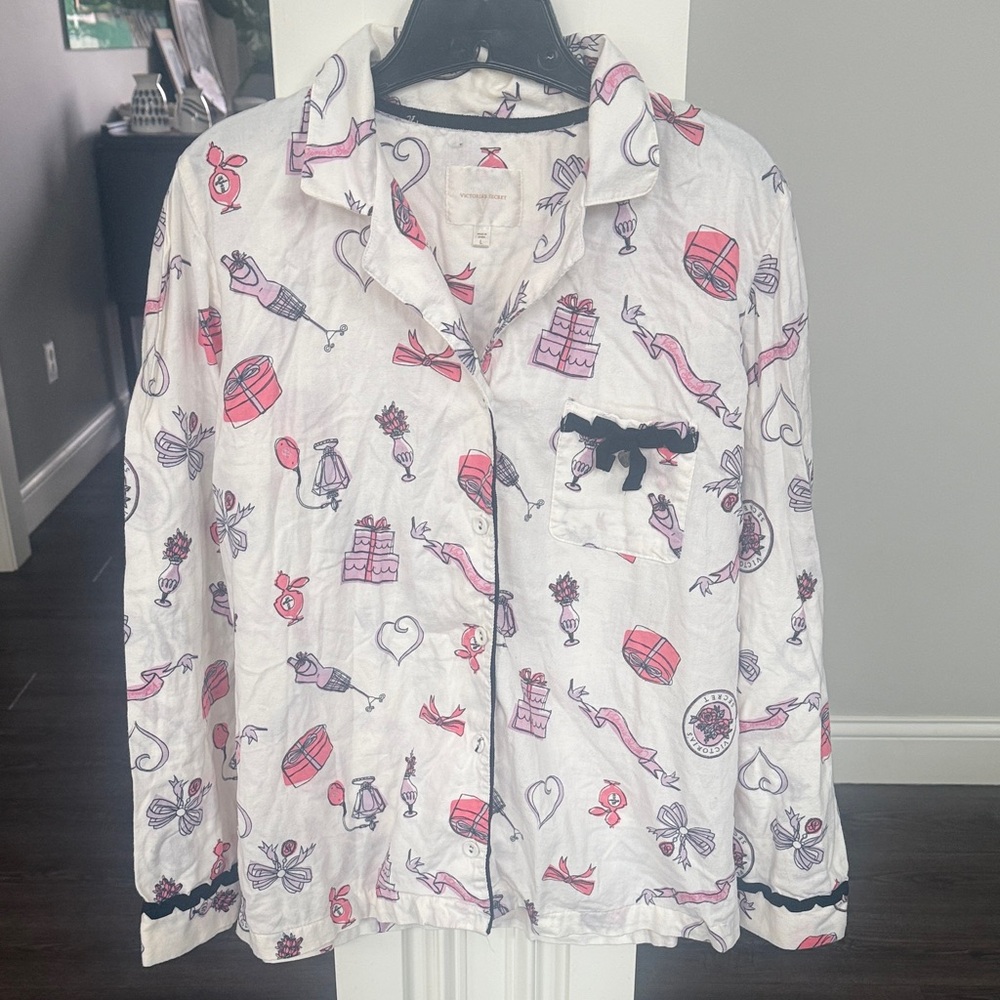 Victoria's Secret White with pink and purple girlie motif pajama set Large